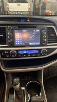 2015 Toyota Highlander - Image 11