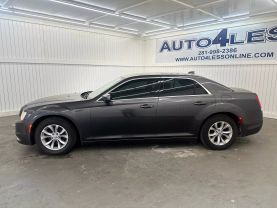 2016 CHRYSLER 300