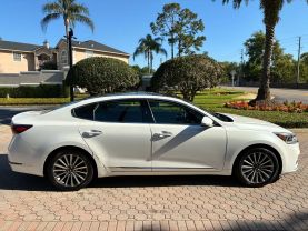 2017 KIA CADENZA SEDAN V6, GDI, 3.3 LITER PREMIUM SEDAN 4D