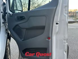 2019 Ford Transit 350 Van - Image 23