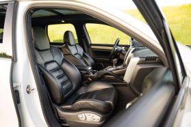 2012 PORSCHE CAYENNE SUV M4851 TURBO