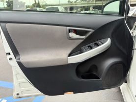 2015 TOYOTA PRIUS TWO HATCHBACK 4D