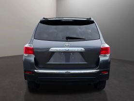 2013 TOYOTA HIGHLANDER SUV V6, 3.5 LITER SE SPORT UTILITY 4D