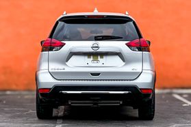 2017 NISSAN ROGUE SUV - AUTOMATIC - Gentle Carmen Auto