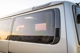 1995 TOYOTA HIACE VAN 1KZ-TE SUPER CUSTOM LIMITED