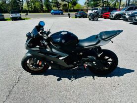 2016 YAMAHA YZF-R6 (MATTE GRAY) SPORTBIKES - -