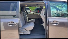 2015 Toyota Sienna Le Minivan 4d - Image 23