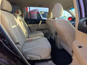 2013 TOYOTA HIGHLANDER SUV V6, 3.5 LITER SE SPORT UTILITY 4D