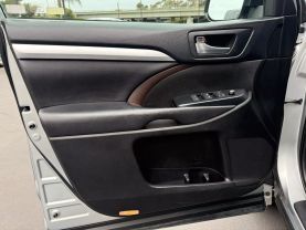 2018 TOYOTA HIGHLANDER XLE SPORT UTILITY 4D