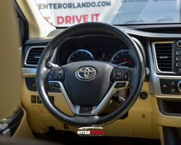 2016 TOYOTA HIGHLANDER For Sale in Orlando