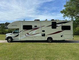 Used 2016 JAYCO REDHAWK CLASS C - 31XL - LA Auto Star located in Virginia Beach, VA