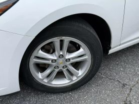 2017 CHEVROLET CRUZE SEDAN 4-CYL, TURBO, 1.4 LITER LT SEDAN 4D