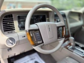 2013 LINCOLN NAVIGATOR SUV V8, FLEX FUEL, 5.4 LITER SPORT UTILITY 4D