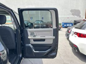 2011 RAM 1500 CREW CAB PICKUP V8, HEMI, 5.7 LITER SLT PICKUP 4D 5 1/2 FT