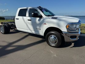 2022 RAM 3500 CREW CAB & CHASSIS CAB CHASSIS 6-CYL, TURBO DIESEL, 6.7 LITER TRADESMAN CAB & CHASSIS 4D