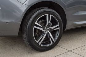 2019 VOLVO XC60 SUV 4-CYL, DRIVE-E, TURBO, 2.0 LITER T5 R-DESIGN SPORT UTILITY 4D