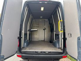 2018 Mercedes-benz Sprinter 2500 Cargo - Image 10