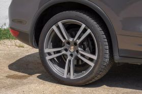 2013 Porsche Cayenne - Image 53