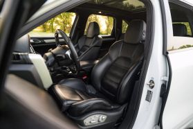 2012 PORSCHE CAYENNE SUV M4851 TURBO