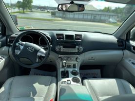 2012 TOYOTA HIGHLANDER SUV GREEN AUTOMATIC - Auto Solutions of Greensboro LLC, NC, 36.05701, -79.84368
