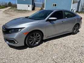 2019 HONDA CIVIC SEDAN 4-CYL, PZEV, TURBO, 1.5 LITER EX-L SEDAN 4D at T&T Repairables - used car dealership in Spencer, Indiana.