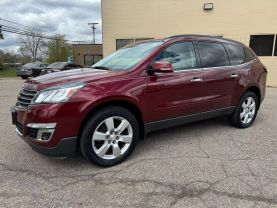2017 CHEVROLET TRAVERSE SUV V6, 3.6 LITER LT SPORT UTILITY 4D