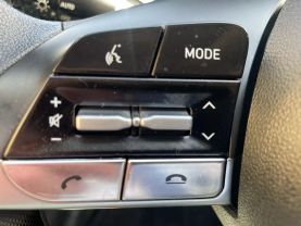 2022 HYUNDAI ELANTRA SEDAN 4-CYL, 2.0 LITER SEL SEDAN 4D - Gesner Auto Inc in Taunton, MA, 41.88613, -71.14527