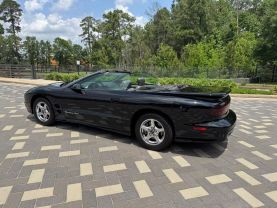 1999 PONTIAC FIREBIRD CONVERTIBLE V8, 5.7 LITER TRANS AM CONVERTIBLE 2D