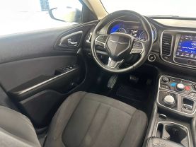 2016 CHRYSLER 200