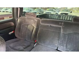 2002 CHEVROLET SILVERADO 2500 HD CREW CAB PICKUP V8, 6.0 LITER LONG BED