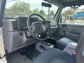Used 1998 JEEP WRANGLER SUV 6-CYL, 4.0 LITER SPORT UTILITY 2D - LA Auto Star located in Virginia Beach, VA