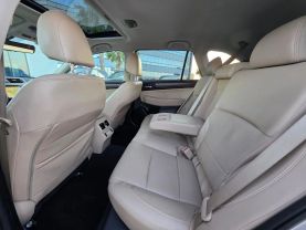 2018 Subaru Outback - Image 10