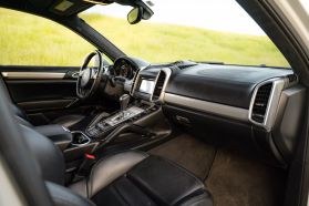 2012 PORSCHE CAYENNE SUV M4851 TURBO