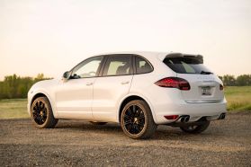 2012 PORSCHE CAYENNE SUV M4851 TURBO