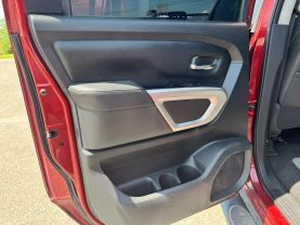 2019 NISSAN TITAN XD CREW CAB PICKUP V8, TURBO DIESEL, 5.0 LITER PRO-4X PICKUP 4D 6 1/2 FT