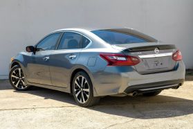 2018 Nissan Altima - Image 10