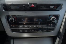 2015 HYUNDAI SONATA SEDAN 4-CYL, PZEV, 2.4 LITER SPORT SEDAN 4D