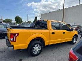 2017 FORD F150 SUPERCREW CAB PICKUP V8, FLEX FUEL, 5.0 LITER XL PICKUP 4D 5 1/2 FT