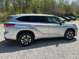 2023 TOYOTA HIGHLANDER SUV 4-CYL, TURBO, 2.4 LITER XLE SPORT UTILITY 4D at T&T Repairables - used car dealership in Spencer, Indiana.