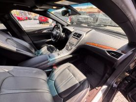 2017 LINCOLN MKZ