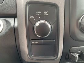 2015 RAM 2500 CREW CAB 8FT KNAPHEIDE SERVICE BED TRUCK SERVICE/UTILITY TRUCKS V8, HEMI, 5.7 LITER TRADESMAN PICKUP 4D 8 FT - Eddies Auto Sales
