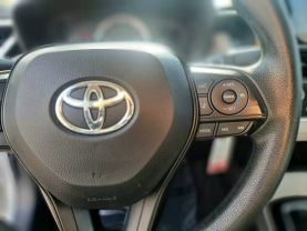 2022 Toyota Corolla - Image 17
