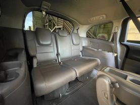2017 HONDA ODYSSEY VAN V6, I-VTEC, 3.5 LITER EX-L W/NAVIGATION MINIVAN 4D