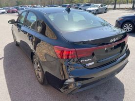 2022 KIA FORTE SEDAN 4-CYL, 2.0 LITER LXS SEDAN 4D - Gesner Auto Inc in Taunton, MA, 41.88613, -71.14527