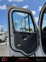 Used 2020 FREIGHTLINER M106 For Sale in Miami, FL - Elite Trucks
