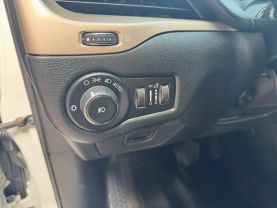 2015 JEEP CHEROKEE SUV 4-CYL, PZEV, 2.4 LITER LATITUDE SPORT UTILITY 4D