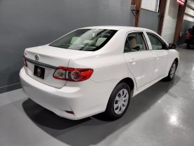 2011 Toyota Corolla - - Image 3