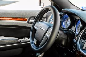 2014 Chrysler 300 - Image 15