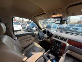 2011 Chevrolet Tahoe - Image 2