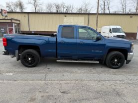 2017 CHEVROLET SILVERADO 1500 DOUBLE CAB PICKUP V8, ECOTEC3, FF, 5.3L LT PICKUP 4D 6 1/2 FT